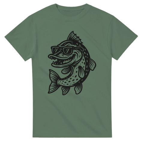 Grön T-shirt med svartvit tecknad gädda i solglasögon