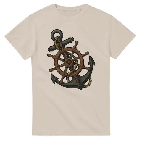 Beige t-shirt med detaljerat nautiskt motiv föreställande ett klassiskt ankare och en skeppsratt i retro tatueringsstil.
