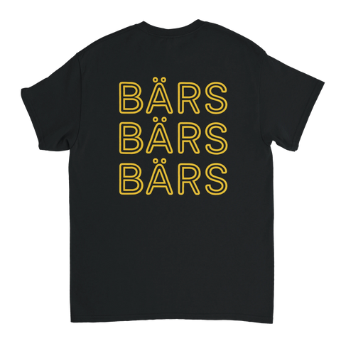 Svart t-shirt med neontext ”BIRA BIRA BIRA” fram och ”BÄRS BÄRS BÄRS” på ryggen – perfekt för pubrunda och after work. Detta visar ryggen