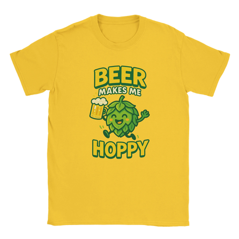 Gul t-shirt med tecknad illustration av en glad humlekotte som håller ett ölglas, med texten “Beer Makes Me Hoppy” – perfekt för ölälskare