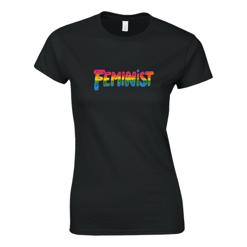 Svart dam-t-shirt med regnbågsfärgad text Feminist
