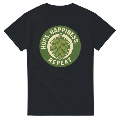 Svart t-shirt med vintageinspirerad design av en grön humlekotte och texten “Hops Happiness Repeat” – perfekt för ölälskare och bryggerifans