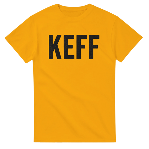 T-shirt med svart texten "KEFF" i stora blockbokstäver