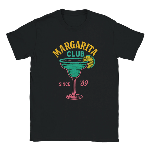 Svart t-shirt med färgglad retrodesign: ett margaritaglas i neonstil och texten “Margarita Club Since ’89” – perfekt för drinkälskare och festhumör