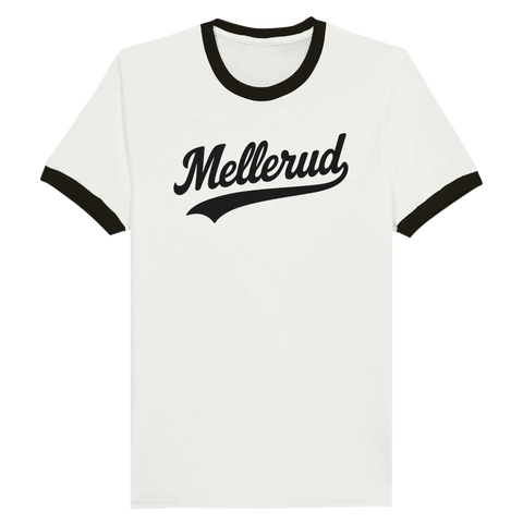 Ringer t-shirt med svart text "Mellerud" i retrostil på vit bakgrund