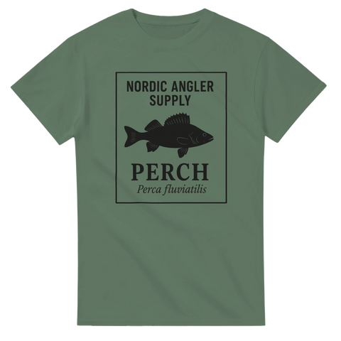 Grön t-shirt med svart abborre och text "NORDIC ANGLER SUPPLY PERCH Perca fluviatilis"