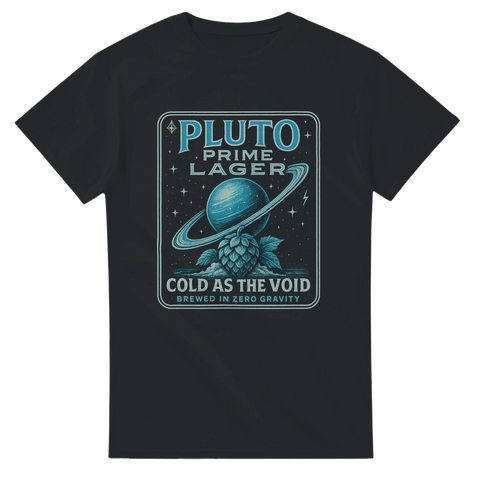 Svart t-shirt med planeten Pluto och humlekotte, texten ”Pluto Prime Lager – Cold as the Void”.