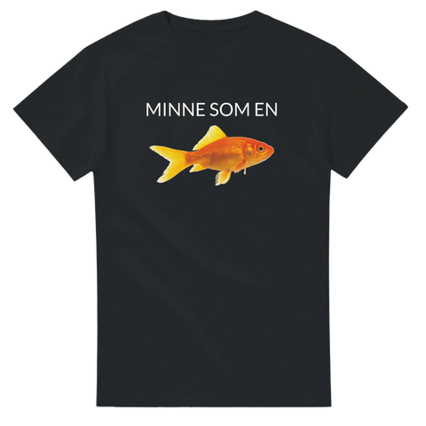svart t-shirt med guldfisk och texten minne som en