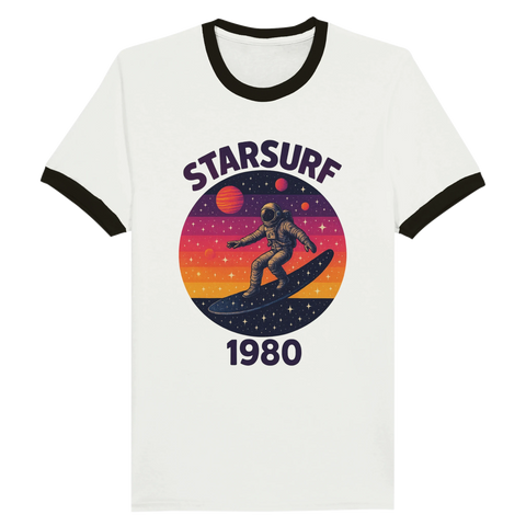 T-shirt med rymdsurfare i retrostil och texten "Starsurf 1980", unisex ringer-modell med svarta ärmar och halsringning.
