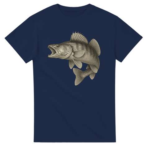 Marinblå t-shirt med detaljerad illustration av en gös med öppen käft och fena i attackläge