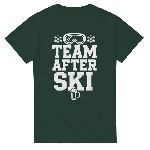 Grön t-shirt med texten "Team After Ski", snöflingor och ölglas