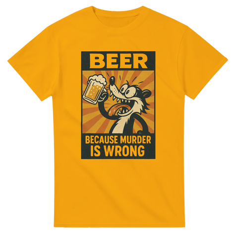Gul t-shirt med tecknad grävling som dricker öl och texten “Beer Because Murder Is Wrong”