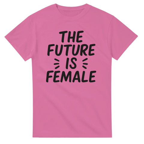 T-shirt med texten "The Future is Female" i svart, centrerat budskap