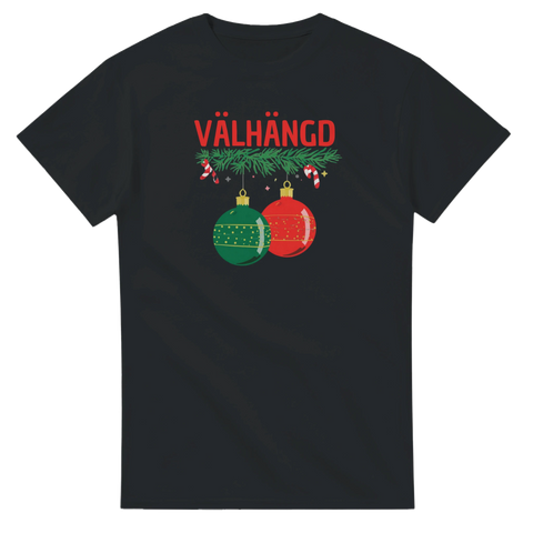 Välhängd jul-t-shirt – svart med julkulor och humortext