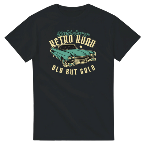Svart t-shirt med grön klassisk bil och texten Retro Road Old But Gold.