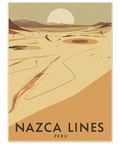 Närbild av en travel poster med texten Nazca Lines Peru i brun text mot en varm beige bakgrund med ökenmotiv.