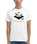 Tecknade fladdermöss med orange ögon och texten "Glad Halloween" på vit t-shirt.