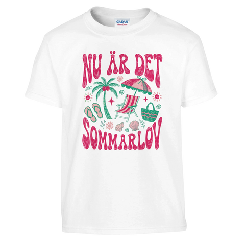 Retro illustration med palmer och strandstol – grafisk t-shirt för barn