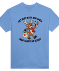 Blå t-shirt med en hjort, flaska och texten ”Det blev bara ren sprit – men hjort är hjort”.