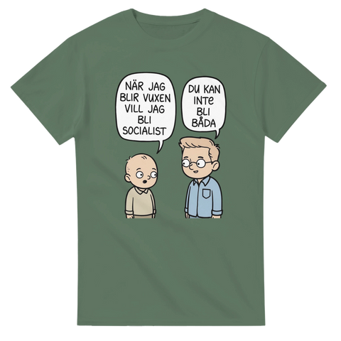 Grafiskt tryck med humoristisk ordväxling på en olivgrön t-shirt