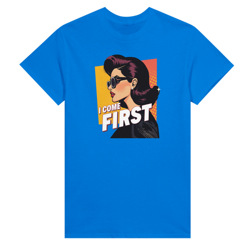 Grafiskt tryck med kaxig attityd och retro estetik – statement t-shirt