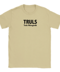 Truls Möregårdh text i svart på sandfärgad t-shirt.