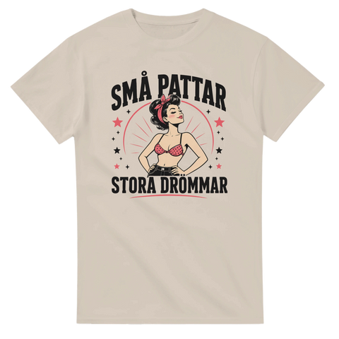 Vintage inspirerat tryck med humoristiskt citat på sandfärgad t-shirt