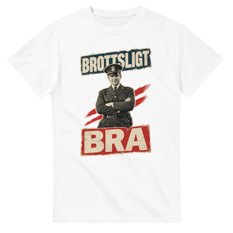Klassiskt motiv av polis med armarna i kors och retro text – vit t-shirt