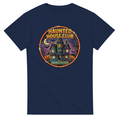 Retro spökhus-motiv i badge-stil på en marinblå t-shirt