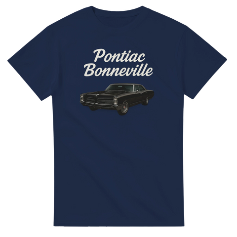 Pontiac Bonneville 1967 Coupe, svart illustration med vit text på marinblå t-shirt.