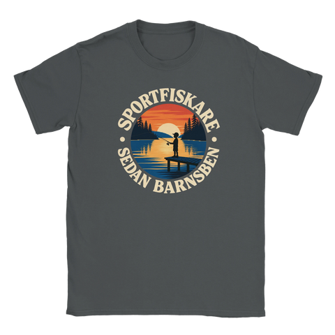 T-shirt med motivet Sportfiskare sedan barnsben