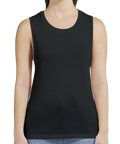 Svart muscle fit tank top i stilren och sportig design