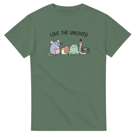 Love the Unloved t-shirt med gulliga djur och text – militärgrön