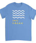 Minimalistiskt tryck med vita vågor och gul text på en ljusblå t-shirt