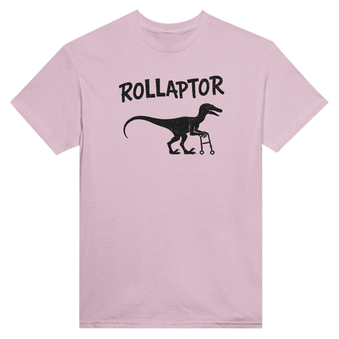 Ljusrosa t-shirt med lekfullt motiv av en föråldrad velociraptor