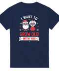 Charmigt motiv av äldre jultomtar med texten Grow old with you – julmotiv