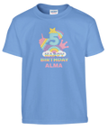Pop It Happy Birthday Alma 5-årstryck med enhörning, regnbåge, stjärna, krona på ljusblå barnt-shirt.
