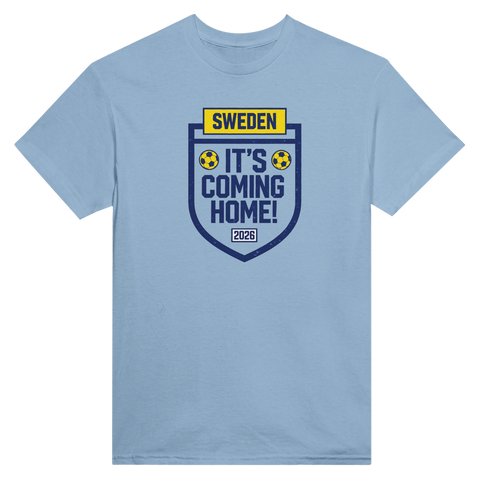 Klassisk fotbollsramsa i svensk tappning med sköldemblem – tryck på ljusblå t-shirt