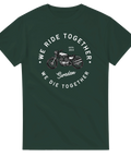 Stiliserad motorcykel med "Est. 2014" på mörkgrön t-shirt, centrerad bild.