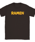 T-shirt med grafiskt mattryck och lekfull design på mörkbrun bakgrund
