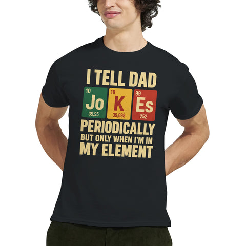 T-shirt med färgade bokstavsrutor och en engelsk ordvits om dad jokes och kemi