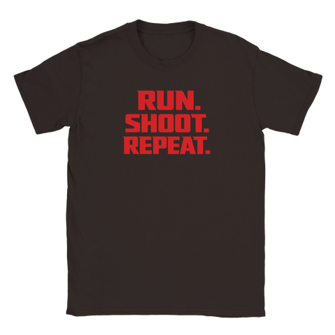 Mörkbrun t-shirt med kaxig textdesign för old school gamers
