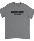 Gråmelerad t-shirt med ett tydligt politiskt statement och protest-text
