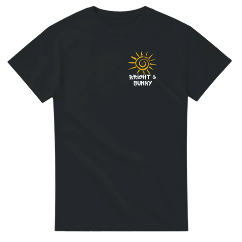 Svart t-shirt med gult solmotiv och texten Bright & Sunny