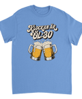 Retro illustration med skummande ölsejdlar och texten ÖL:30 – grafisk t-shirt