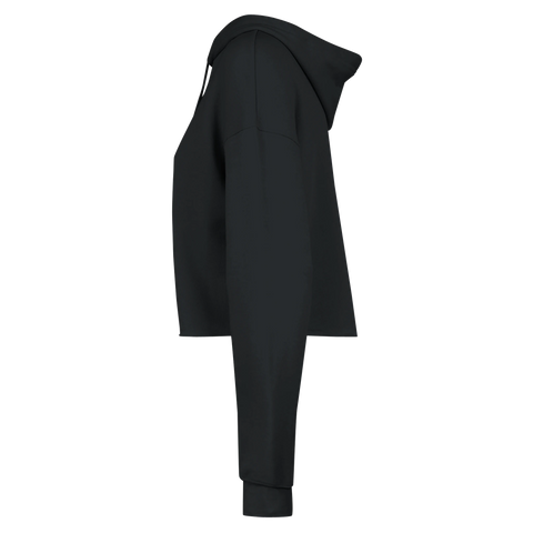 Svart croppad hoodie i sidovy, med huva och långa ärmar.