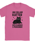 Rosa t-shirt med texten "Jag gillar katter och kanske 3 personer" och en kattillustration