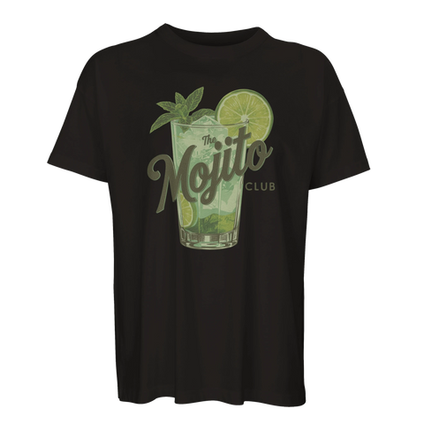 Stilren lifestyle-design med mojitotema på svart oversized t-shirt