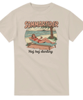 Nostalgiskt tryck med kvinna i bikini och svalkande dryck – sandfärgad t-shirt