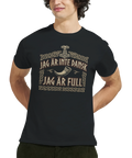Man bär rolig t-shirt med citat om danskar och vikingastil